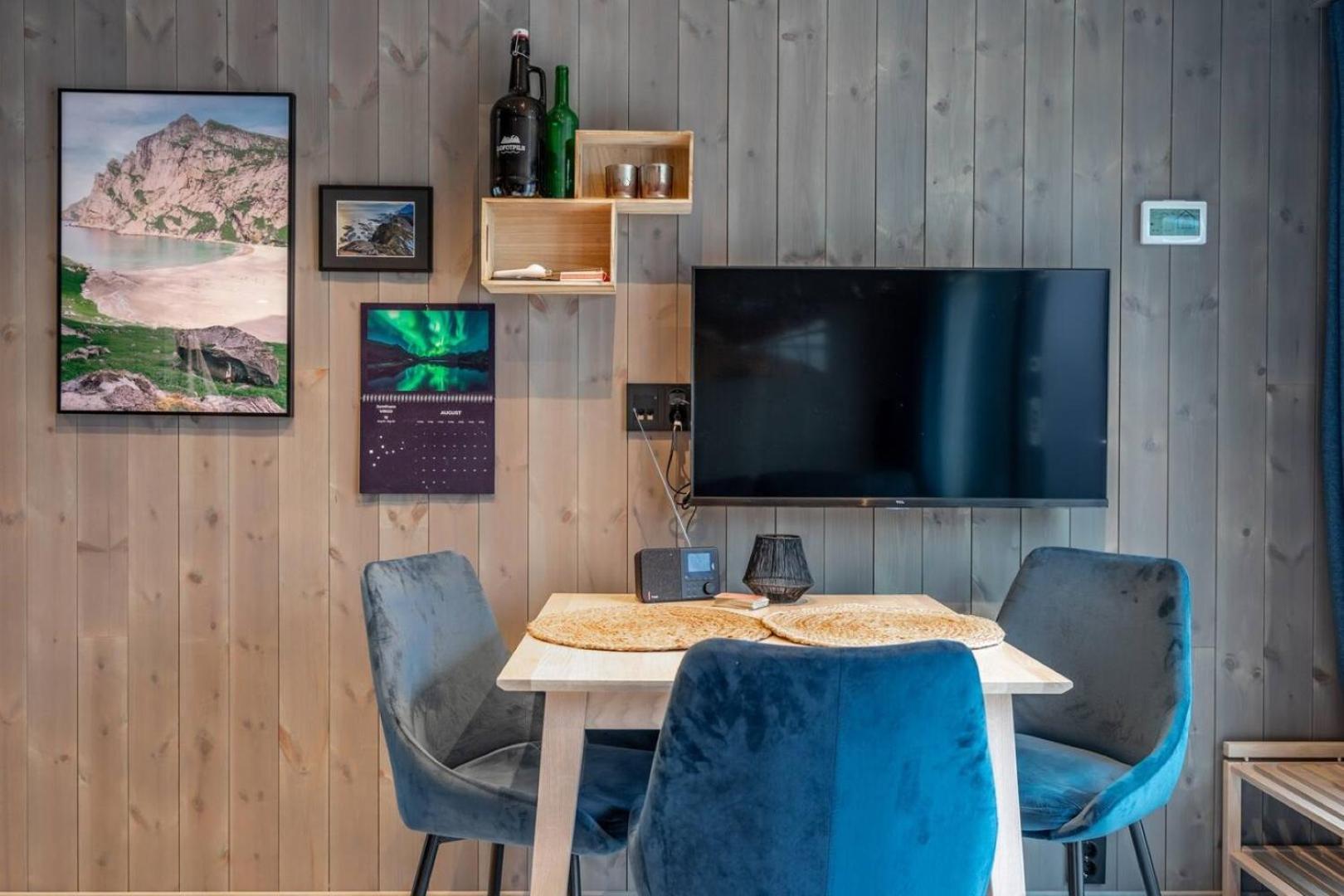 Modern Apartment By The Sea In Henningsvaer Exterior photo
