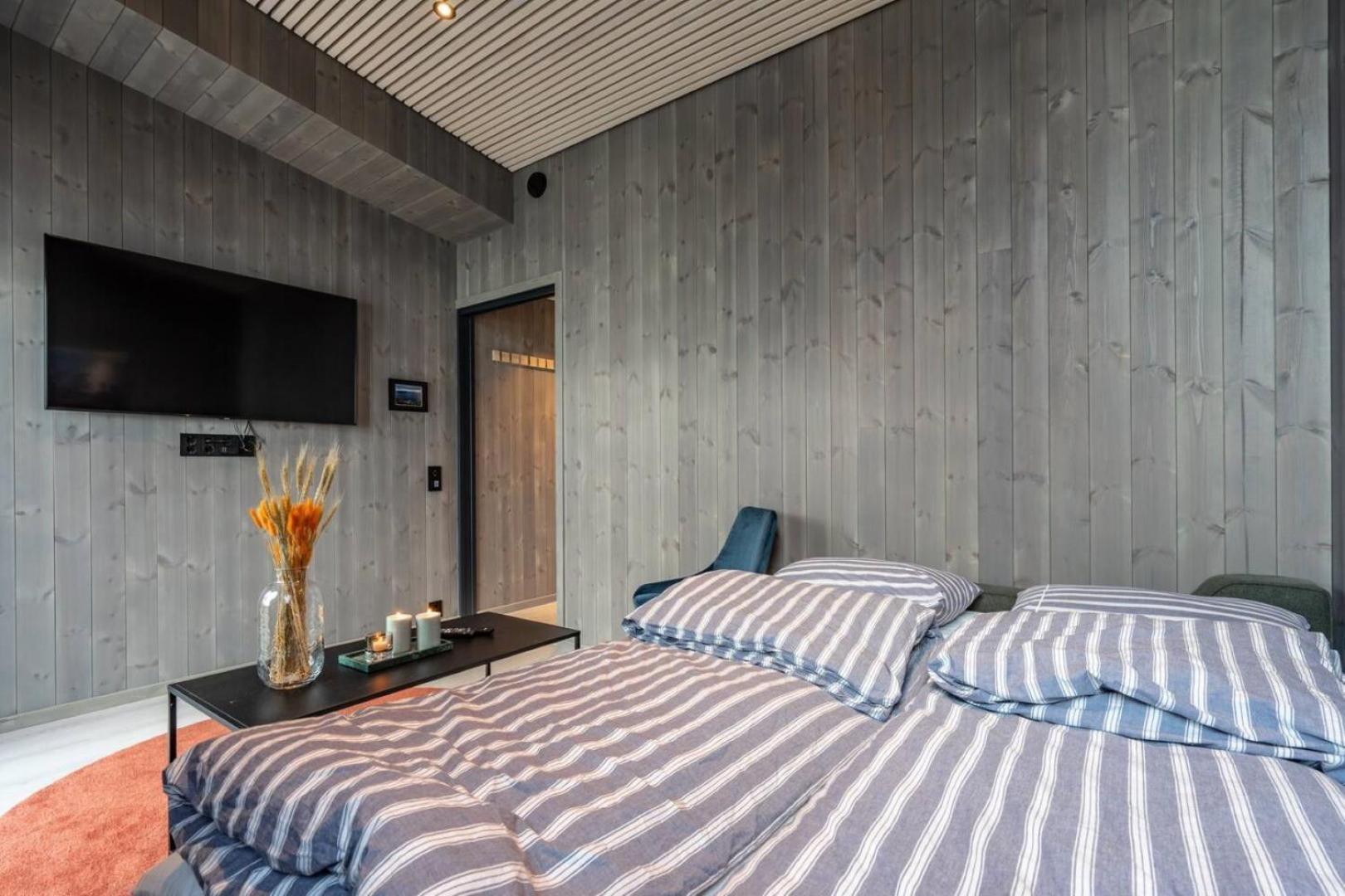 Modern Apartment By The Sea In Henningsvaer Exterior photo